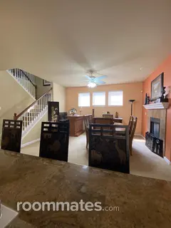 Room for rent in Sacramento, CA $1100, house