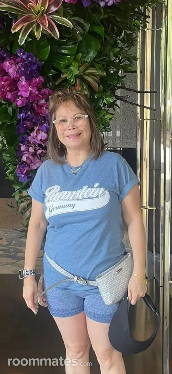 Profile photo 4 of 4