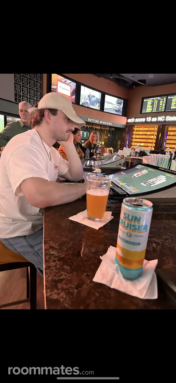 Profile photo 1 of 1