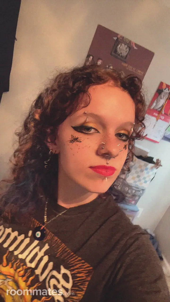 Profile photo 1 of 1