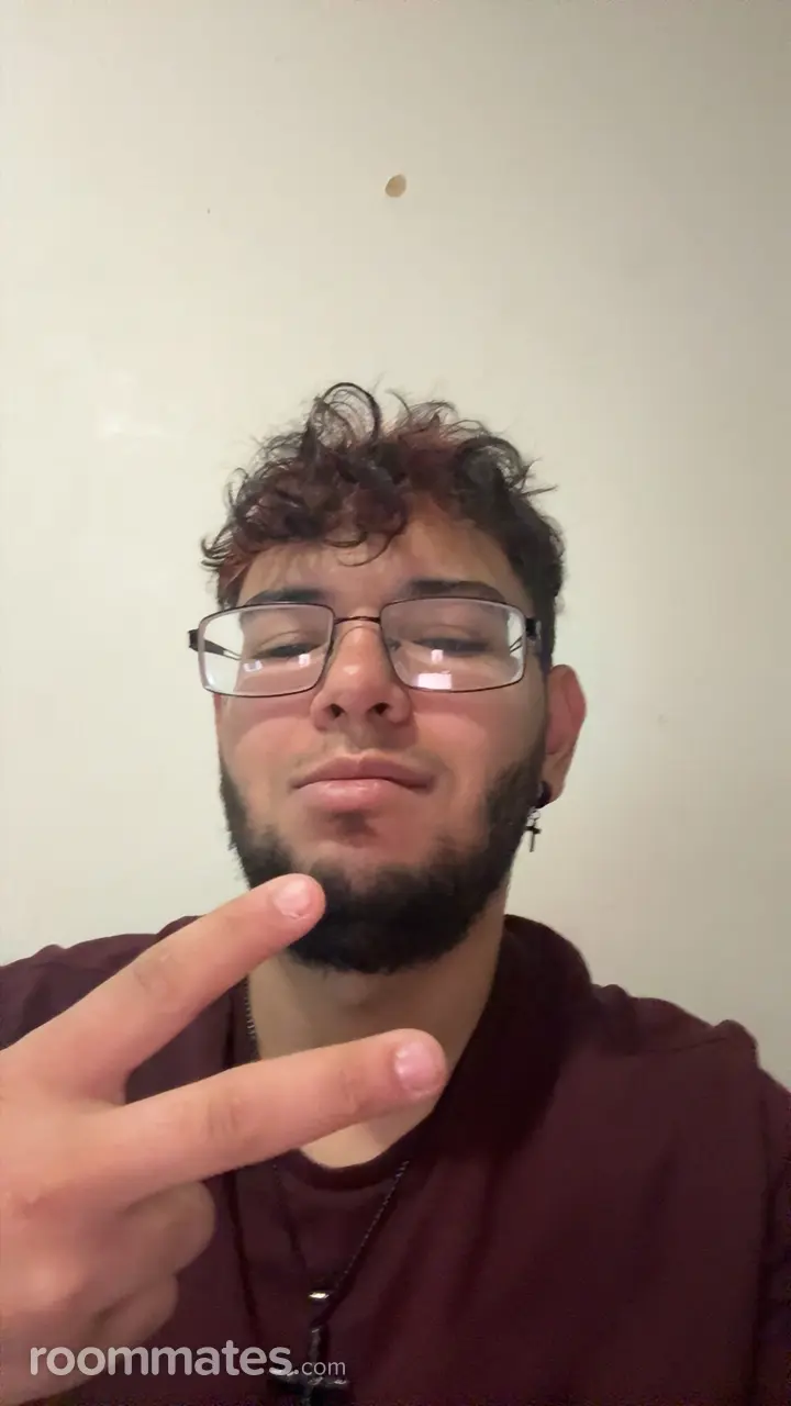 Profile photo 1 of 1