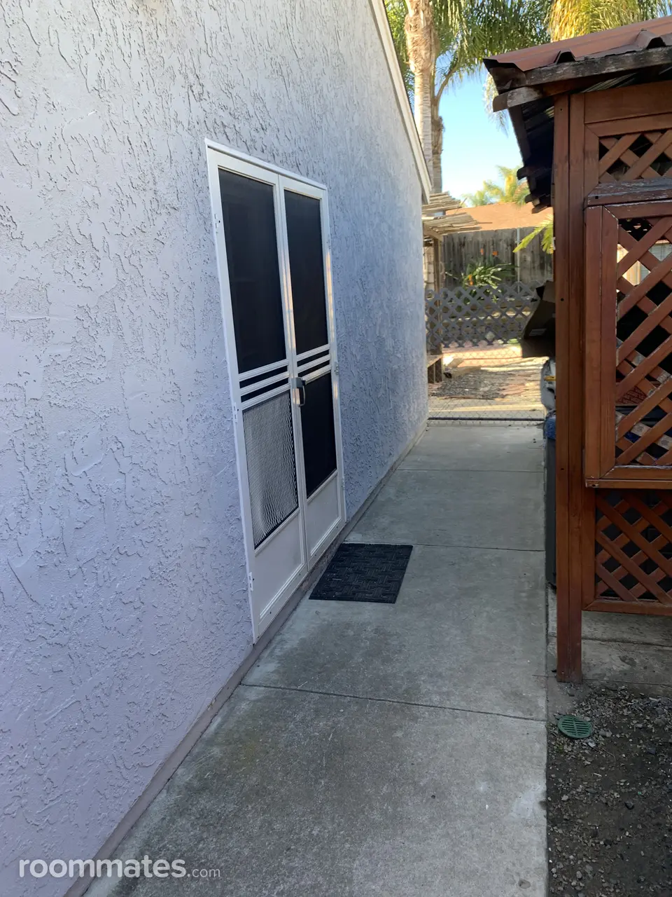 Profile photo 7 of 10