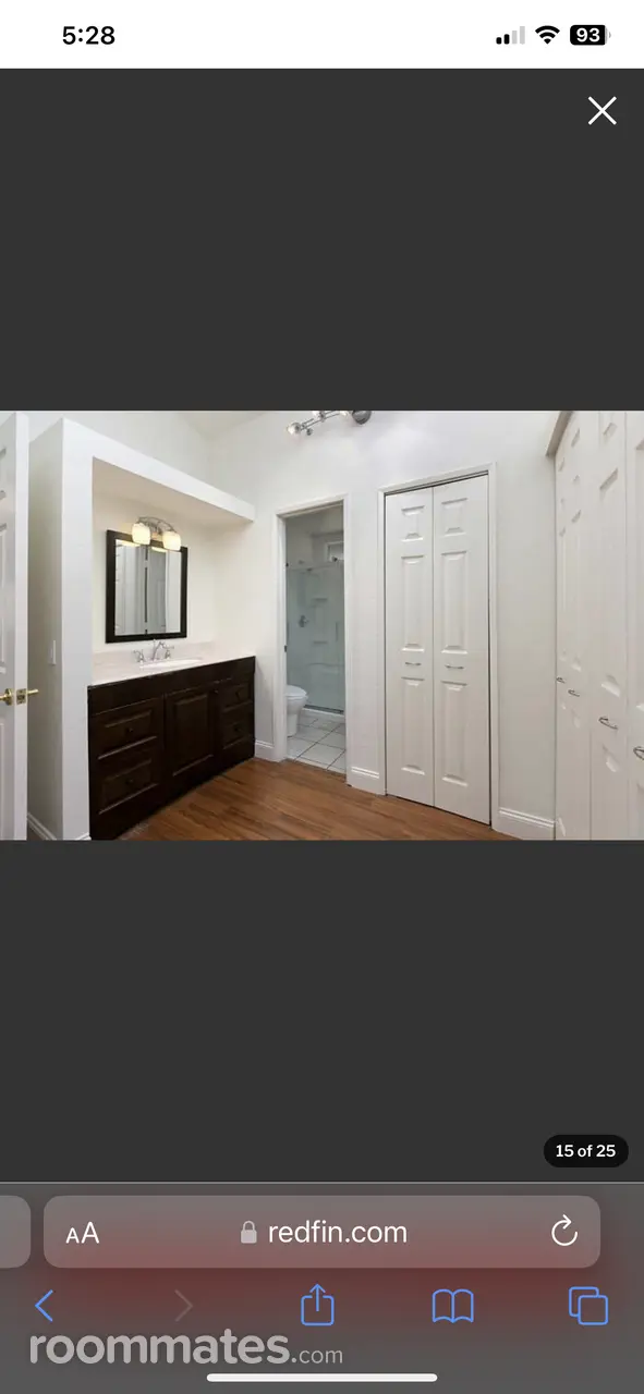 Profile photo 8 of 10