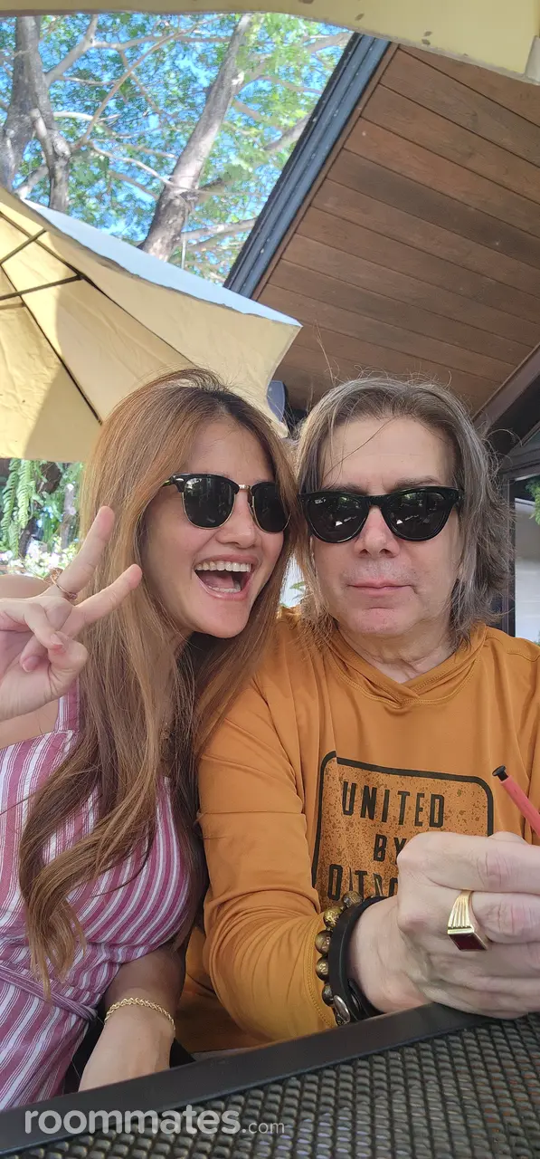 Profile photo 7 of 7