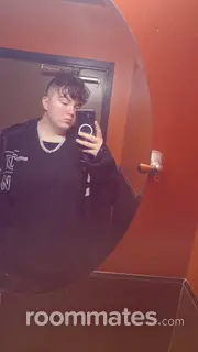 Roommate looking Vancouver, WA, $700