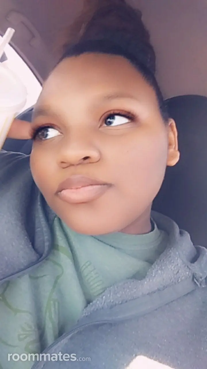 Profile photo 3 of 5