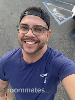 Roommate looking Los Angeles, CA, $1300