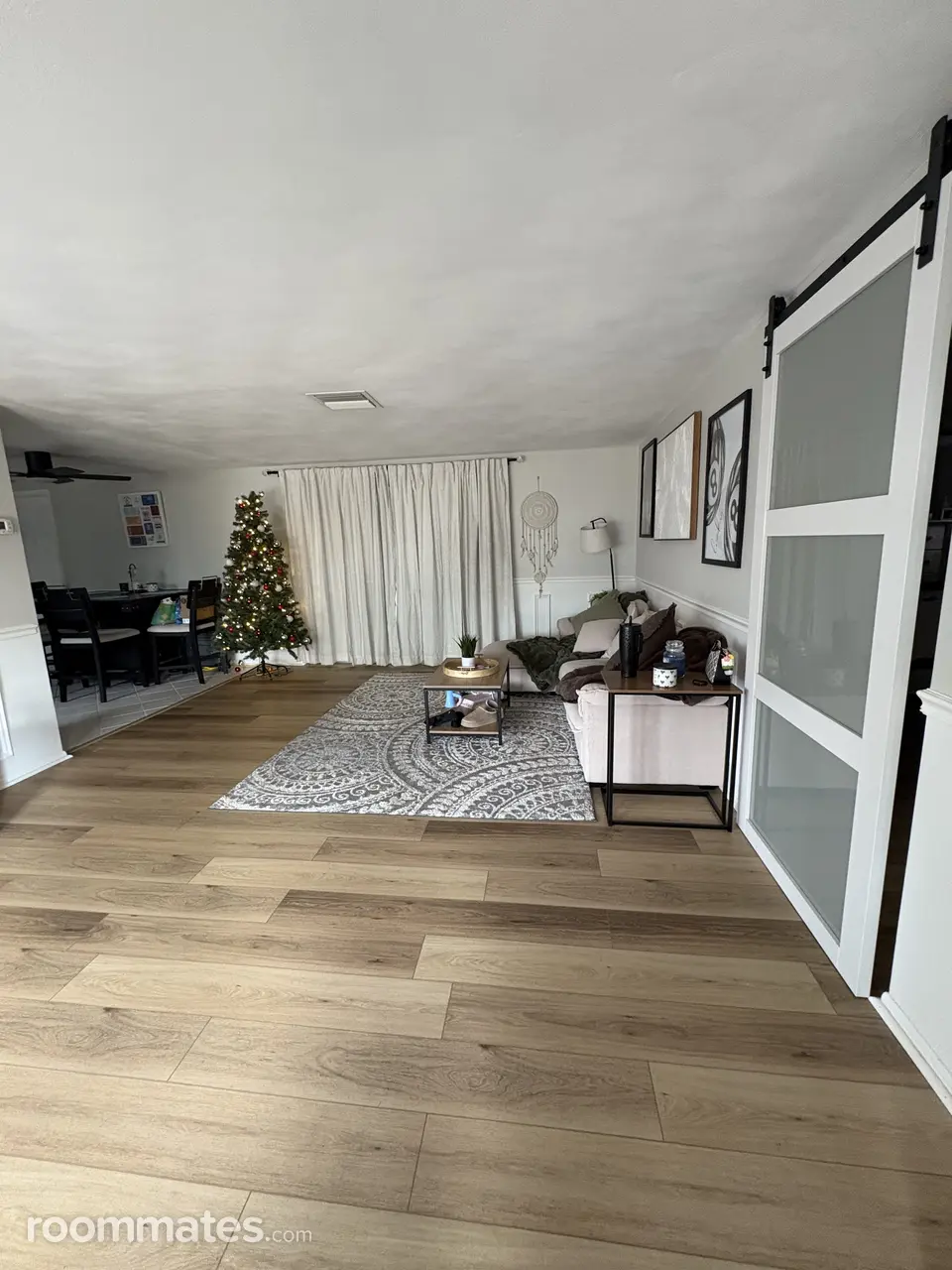 Profile photo 2 of 14