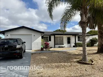 Room for rent in Port Richey, FL $1200, house