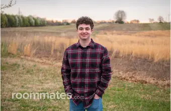 Roommate looking North Kingstown, RI, $1300