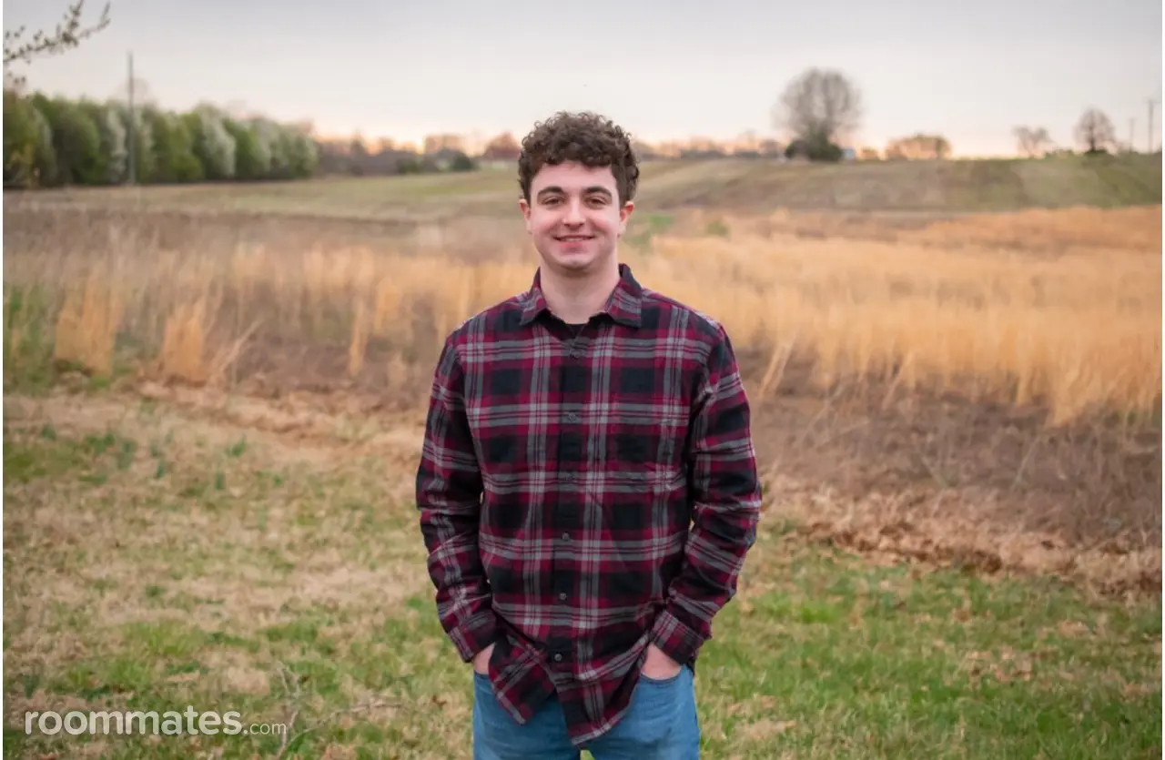 Profile photo 1 of 1