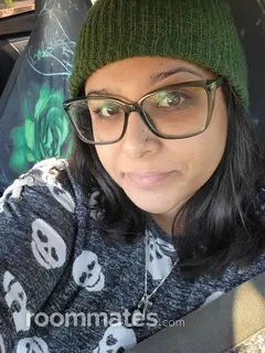 Roommate looking Riverside, CA, $1000