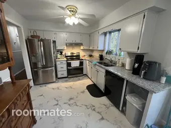 Room for rent in Hixson, TN $650, house