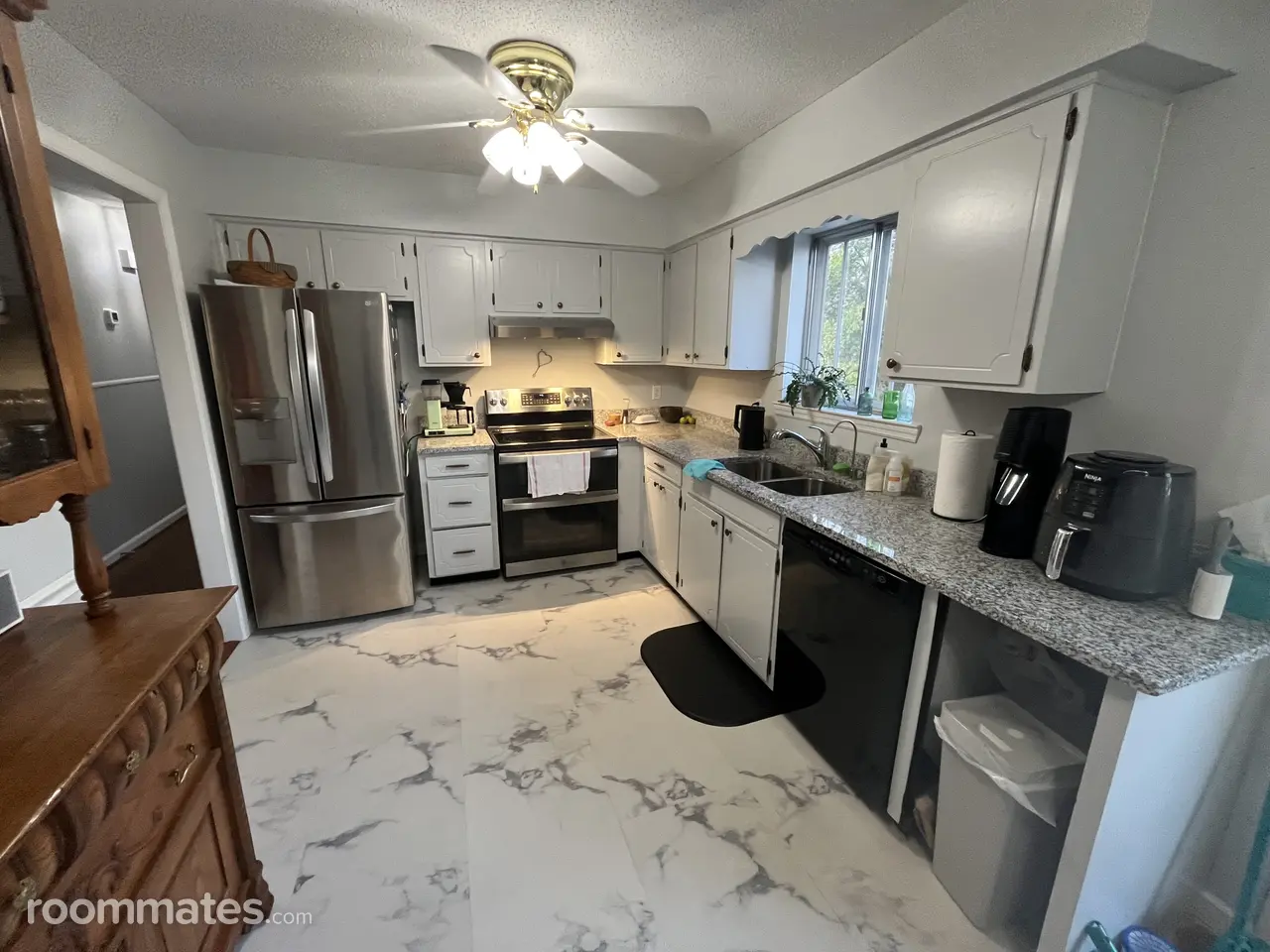 Profile photo 2 of 11