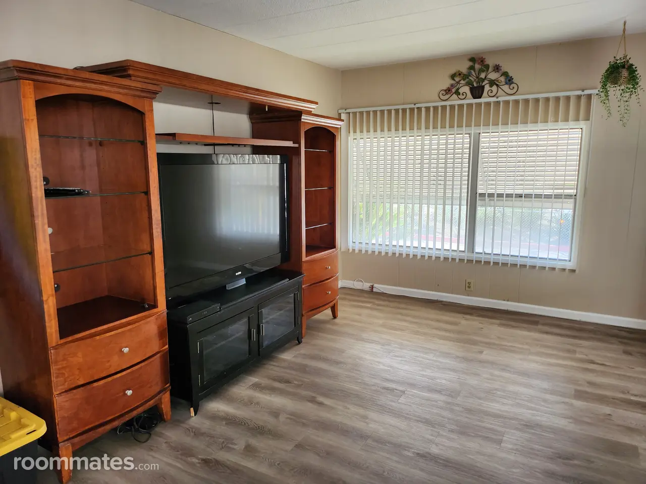 Profile photo 6 of 9