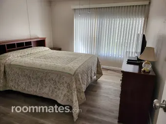 Room for rent in Harbor City, CA $900, house