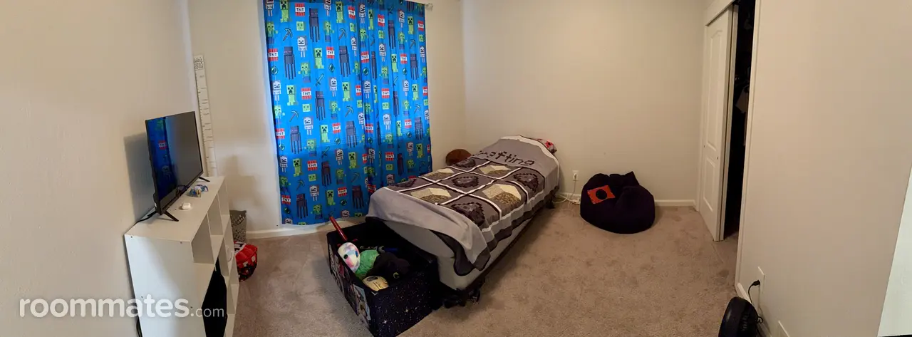 Profile photo 3 of 11