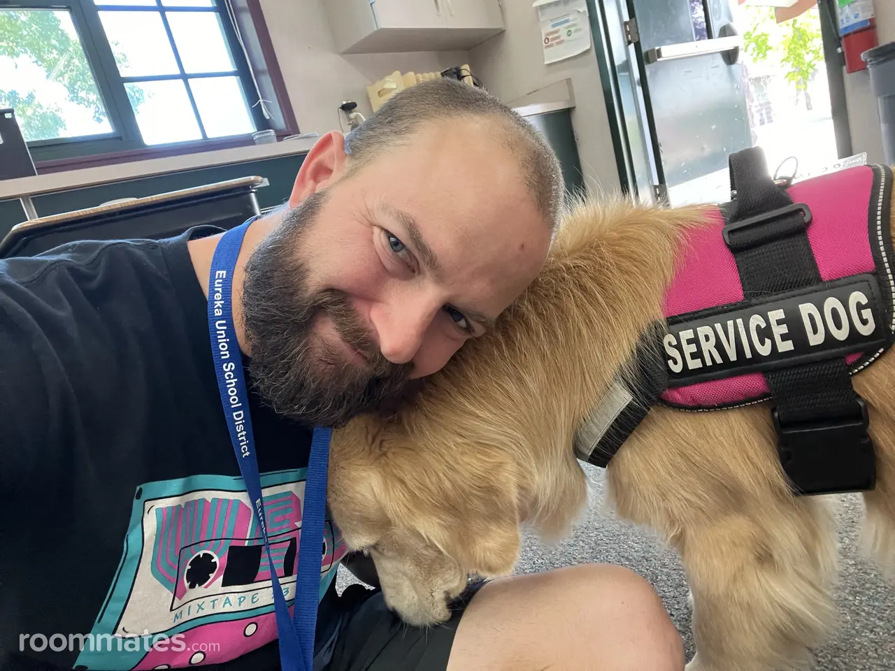 Profile photo 10 of 11