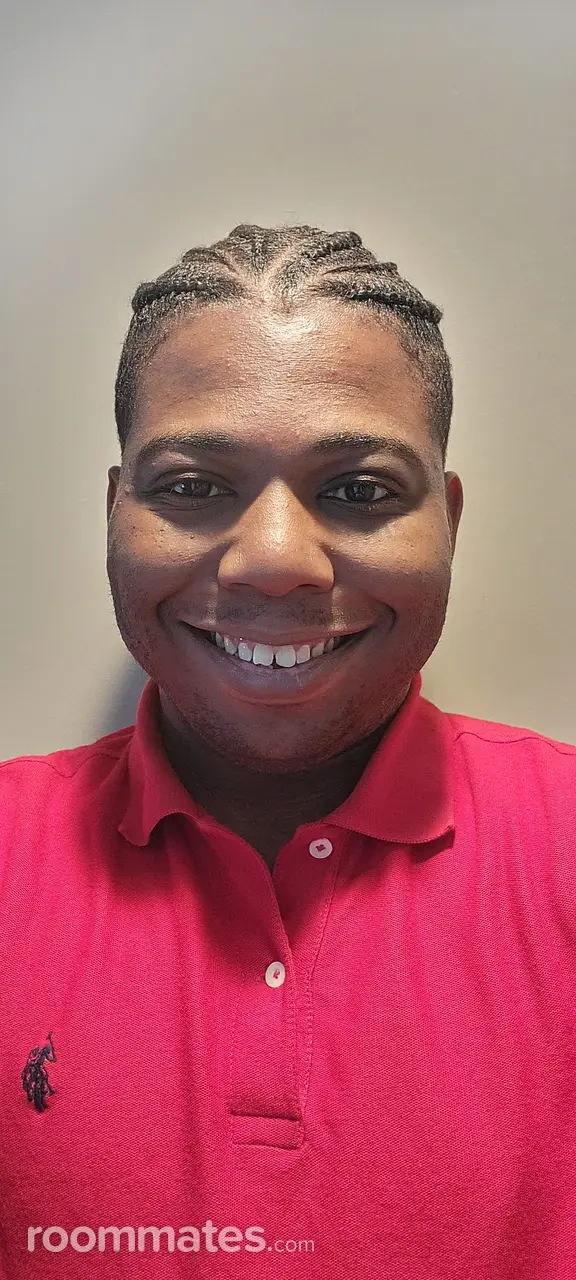 Profile photo 1 of 1