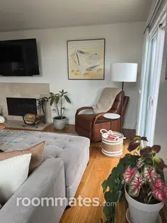 Room for rent in Encinitas, CA $2000, townhouse