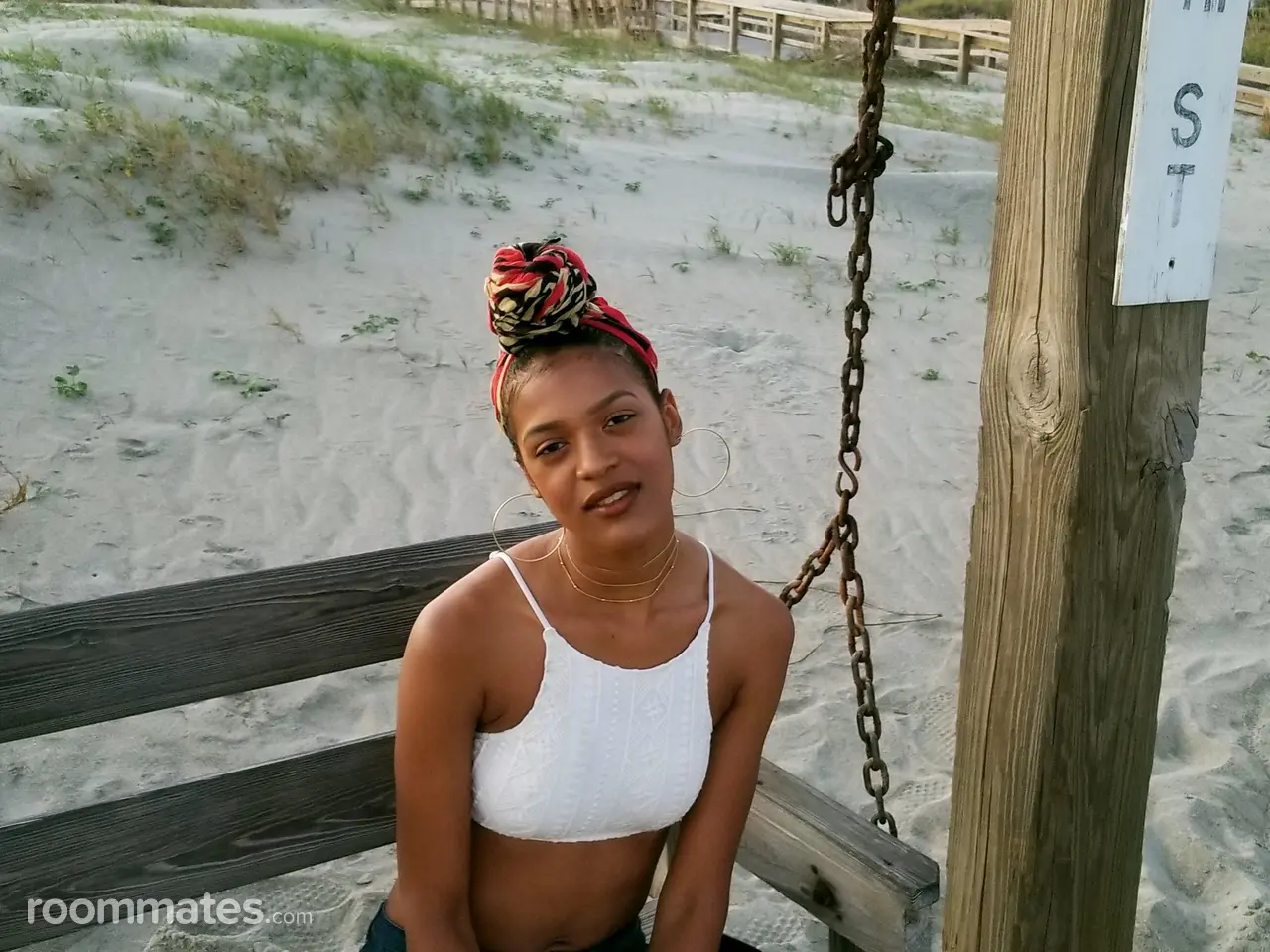 Profile photo 1 of 1