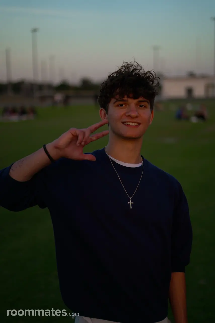 Profile photo 1 of 1