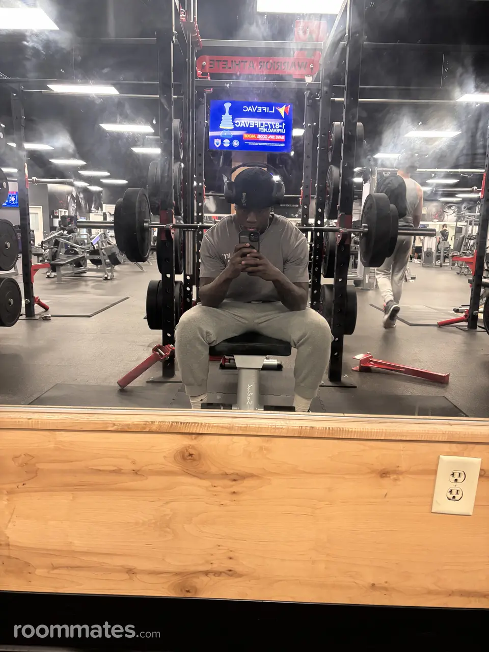 Profile photo 6 of 6