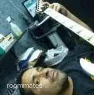 Roommate looking Bakersfield, CA, $2000