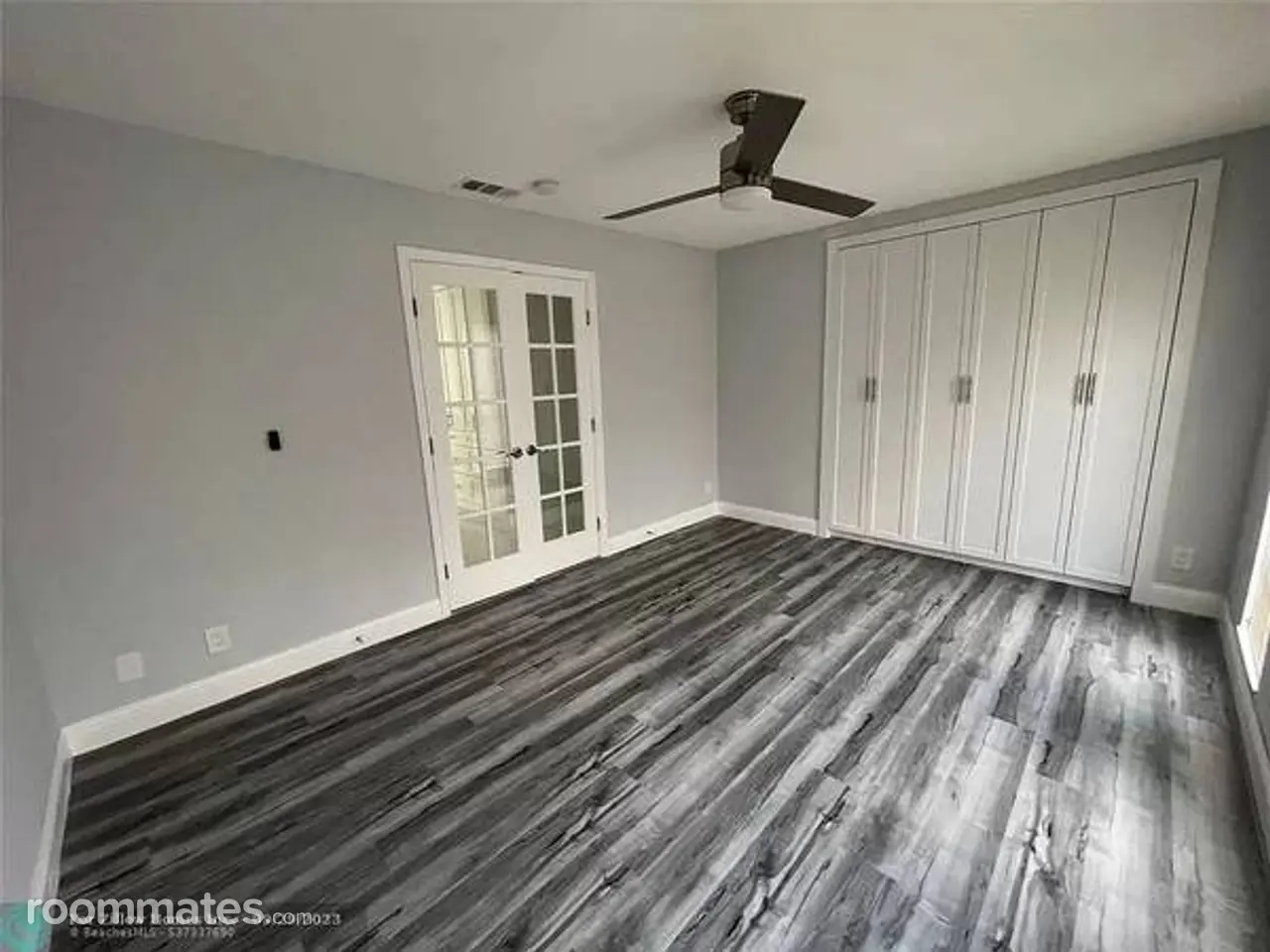 Profile photo 3 of 21