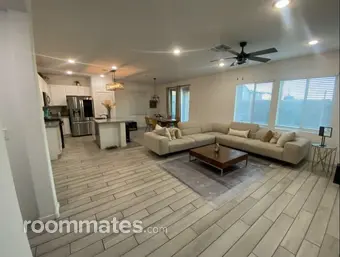 Room for rent in Buckeye, AZ $900, house