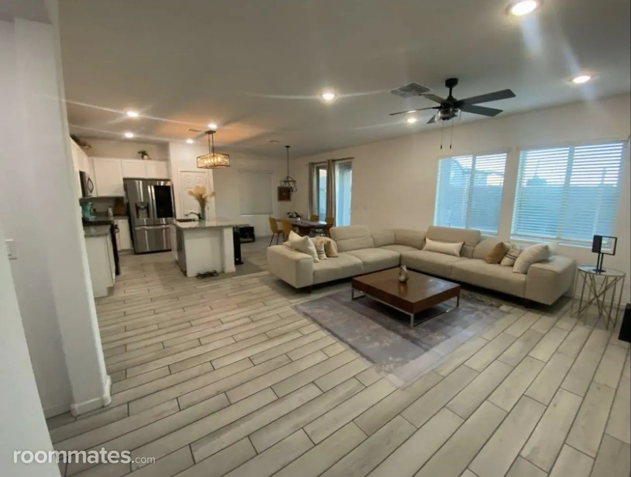 Profile photo 2 of 7