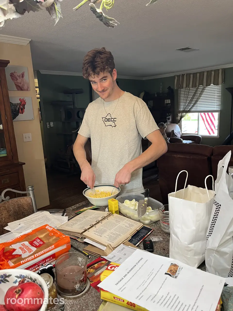 Profile photo 11 of 16