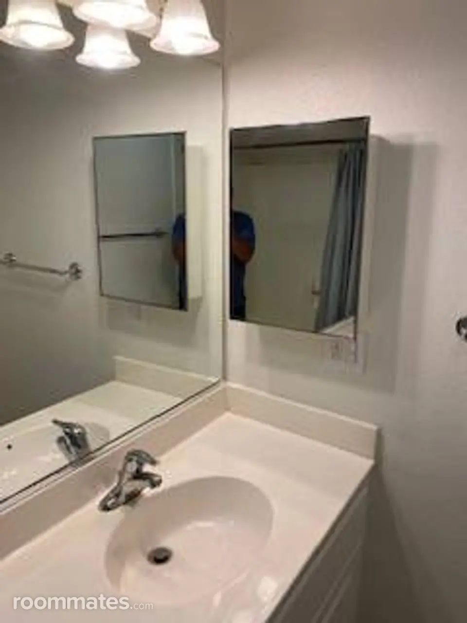 Profile photo 4 of 11