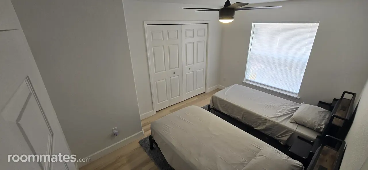 Profile photo 9 of 11