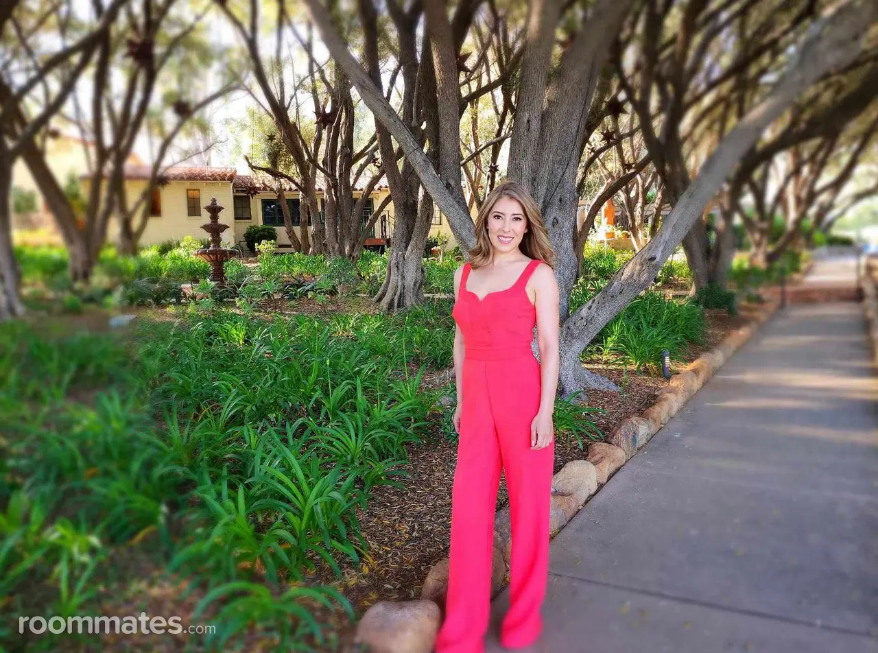 Profile photo 11 of 11