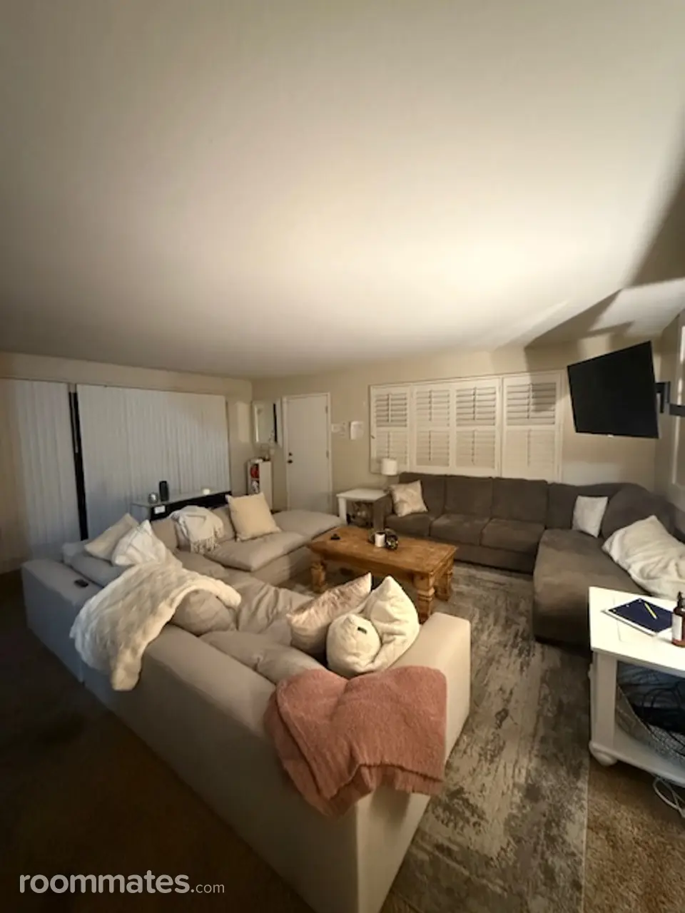 Profile photo 8 of 19