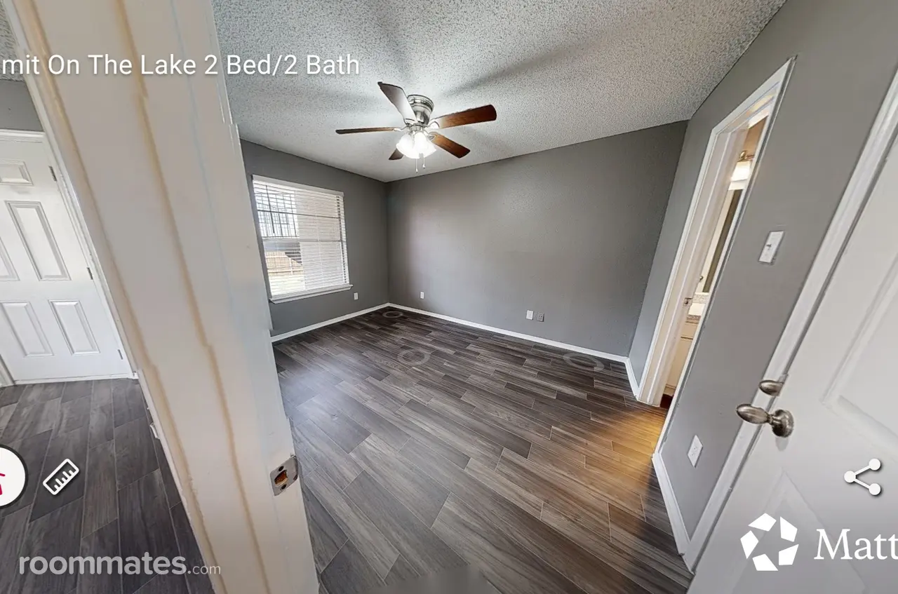 Profile photo 1 of 6