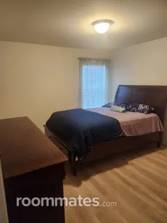Room for rent in Durham, NC $650, house