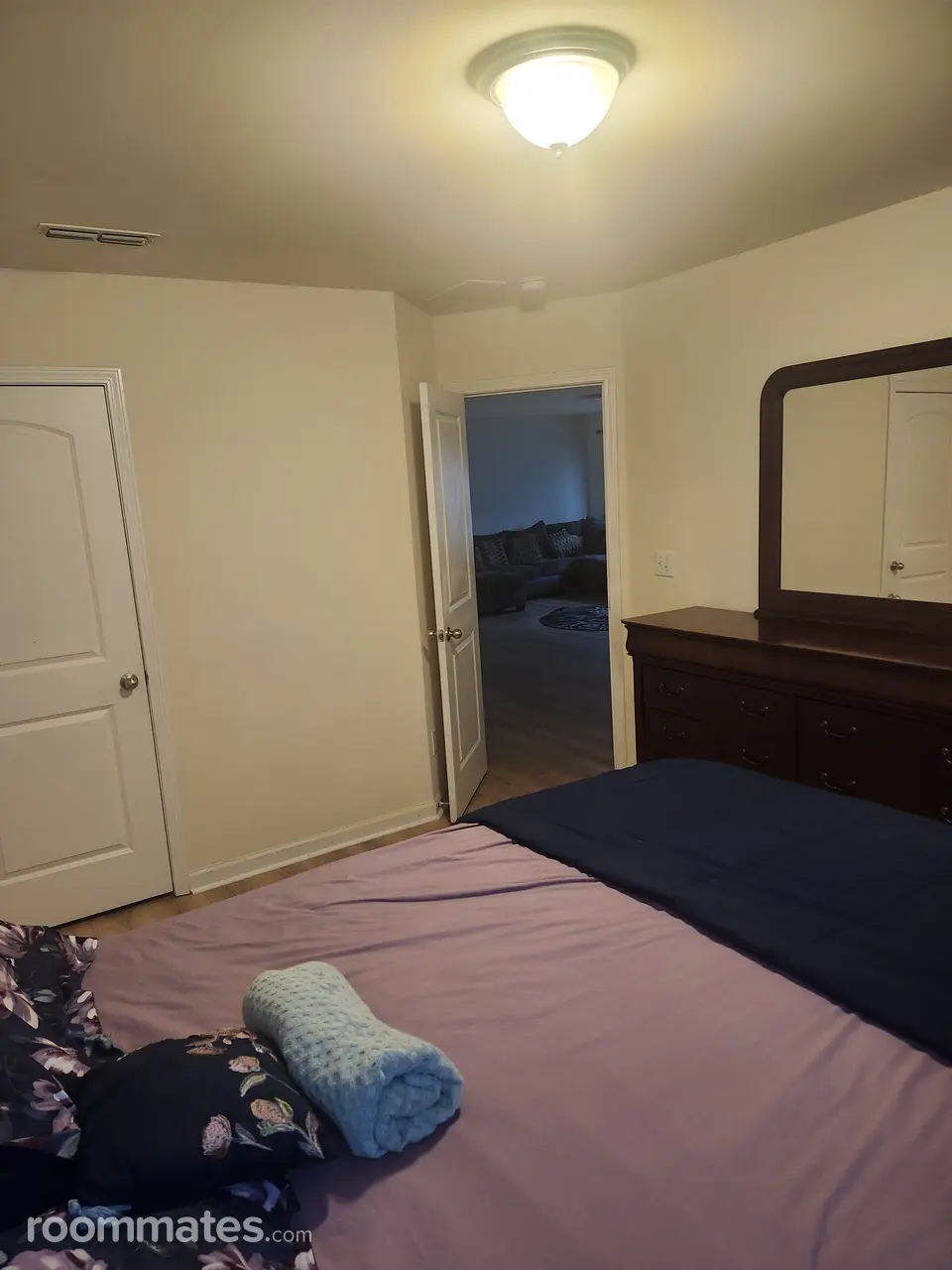 Profile photo 2 of 9