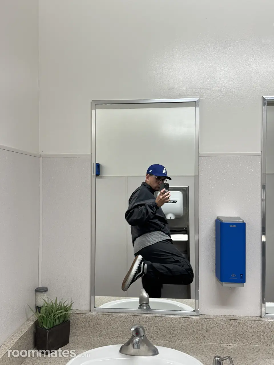 Profile photo 7 of 11