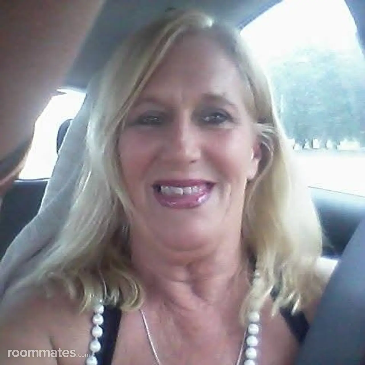 Profile photo 1 of 1