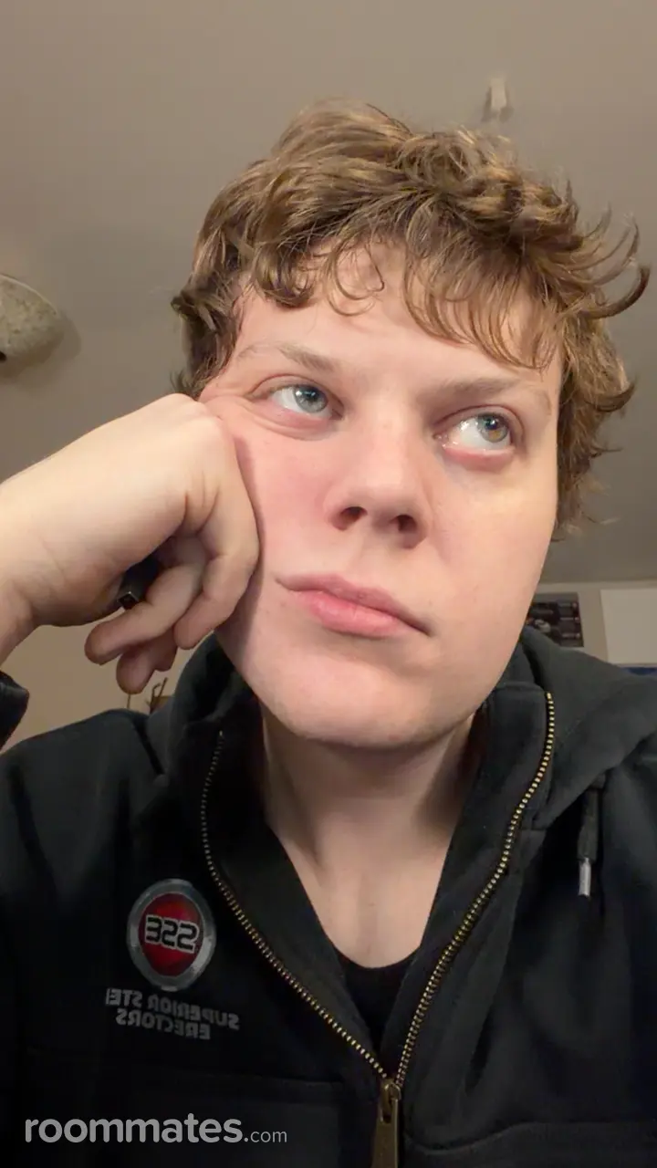 Profile photo 1 of 3