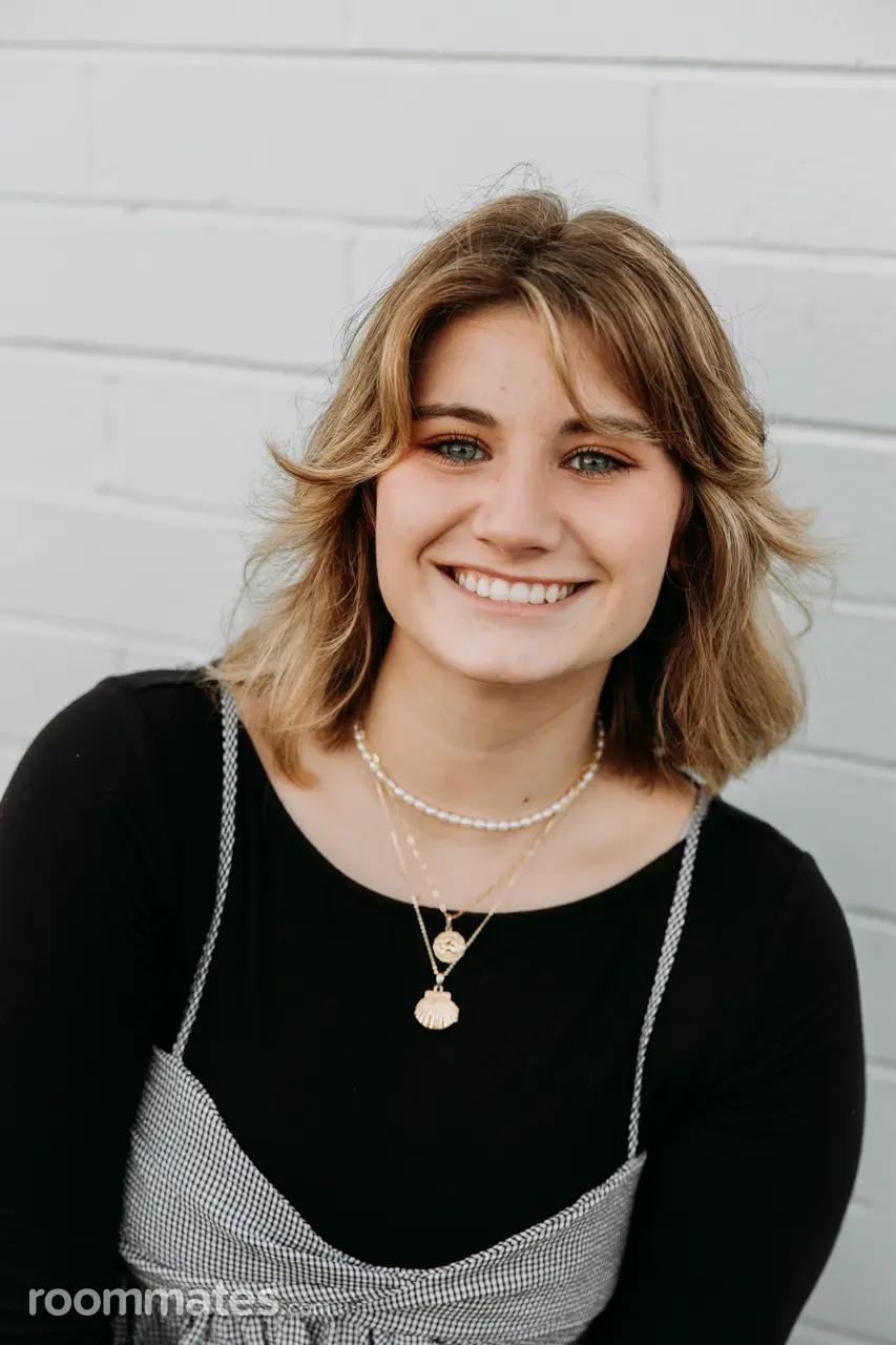 Profile photo 1 of 11