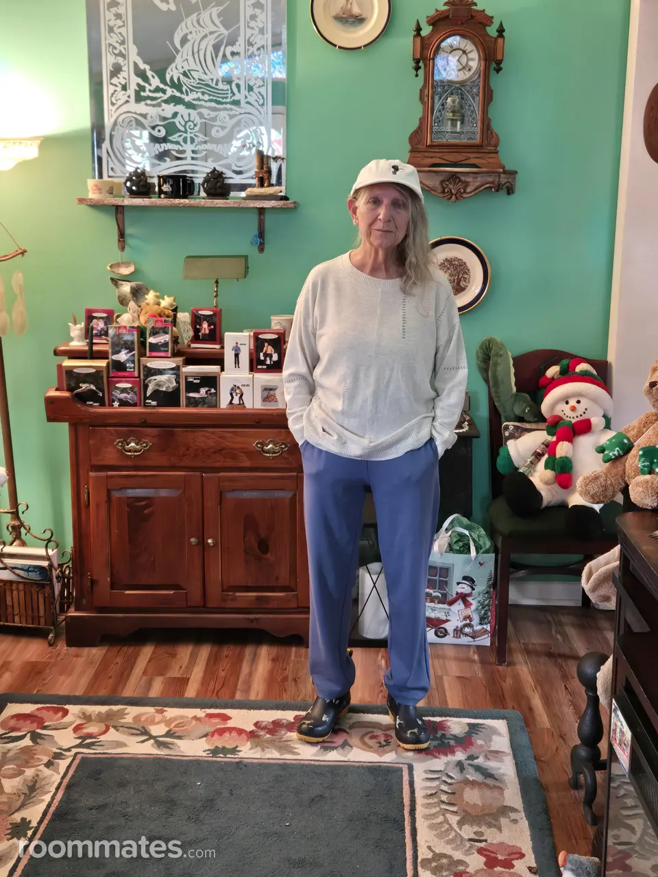 Profile photo 1 of 2