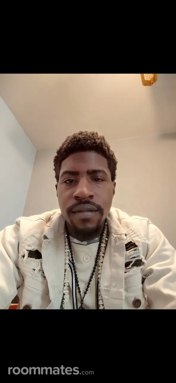 Profile photo 1 of 1