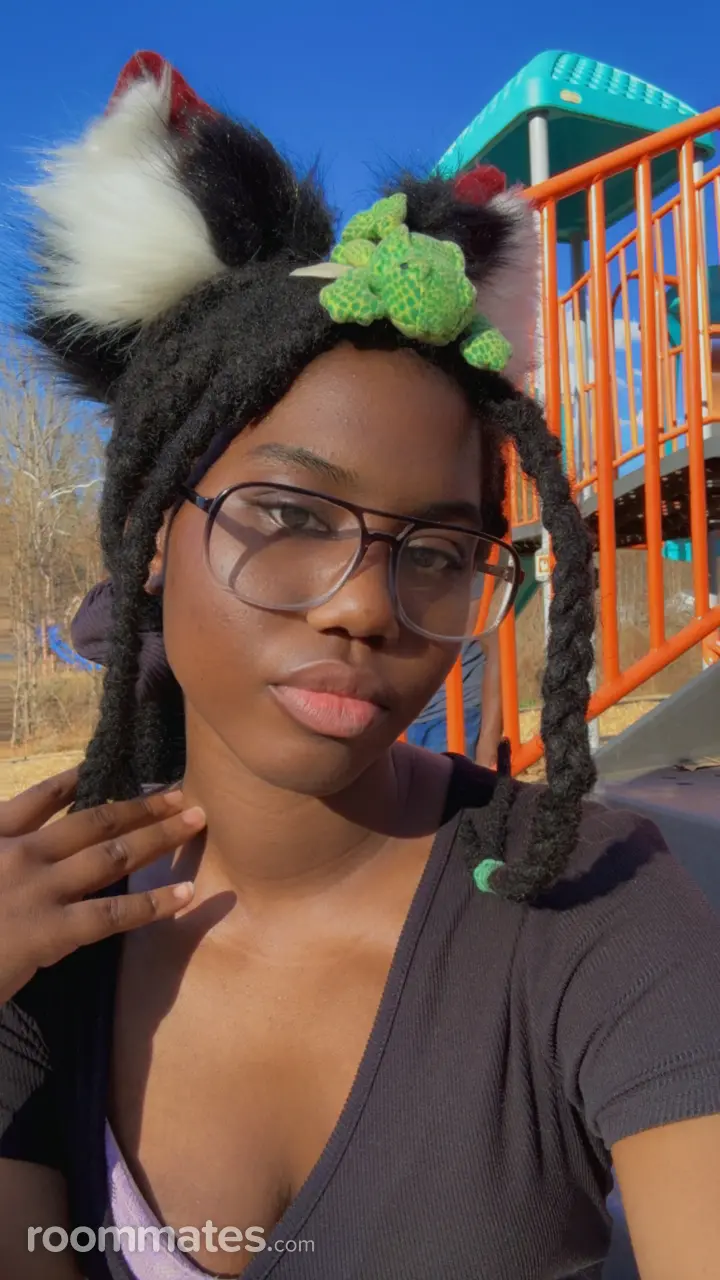 Profile photo 4 of 5