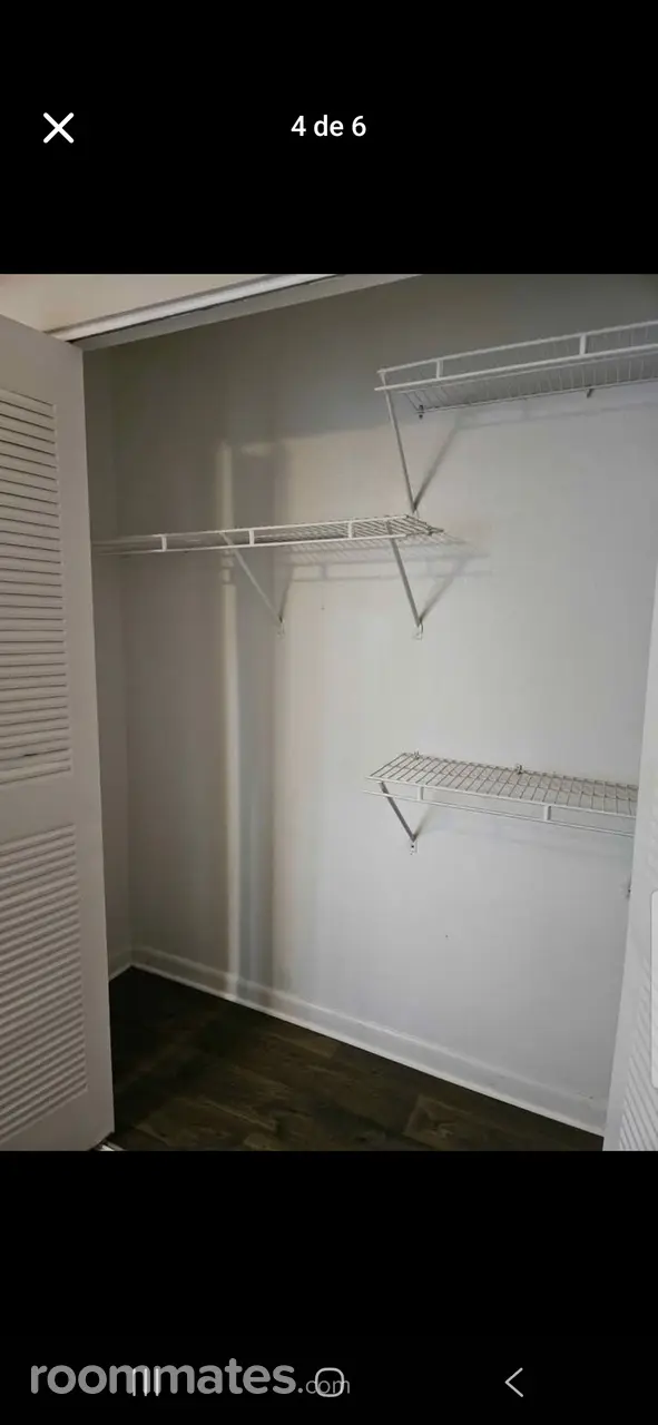 Profile photo 7 of 11