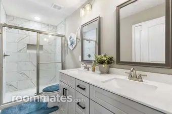 Room for rent in Clarksville, TN $700, house