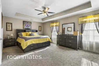 Room for rent in Clarksville, TN $700, house