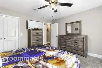 Room for rent in Clarksville, TN $700, house